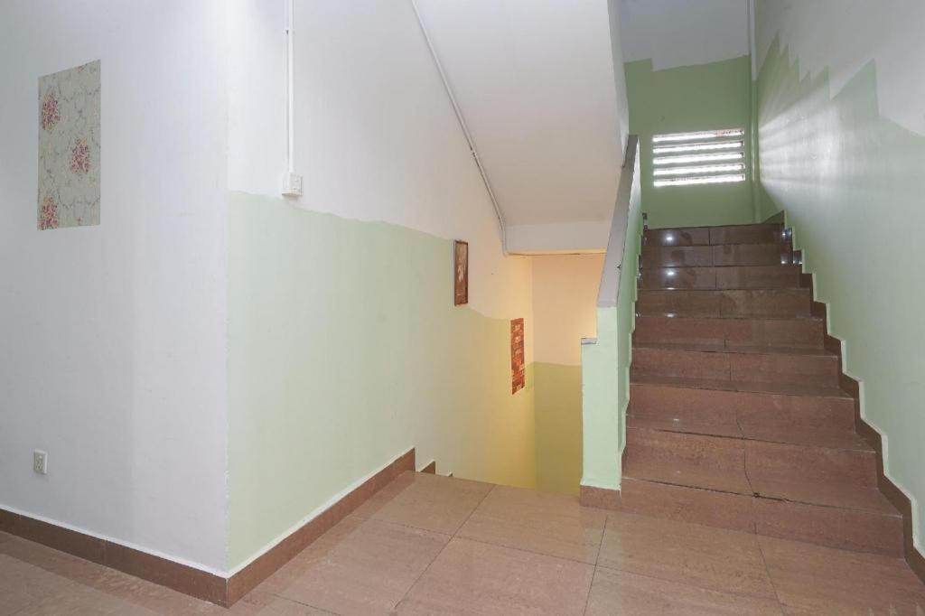 Oyo 90106 Sindbad Hotel Kuala Lumpur Exterior photo